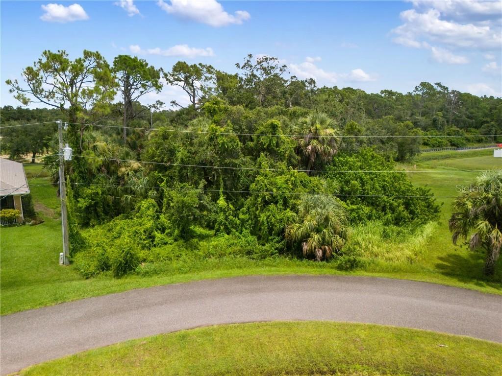 Lorri Cir., North Port, FL 34286