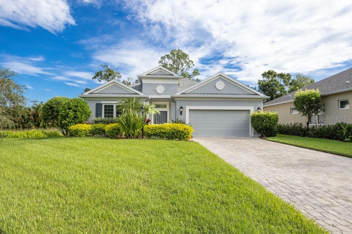 3803 Woodcliff Lake Ter., Sarasota, FL 34243