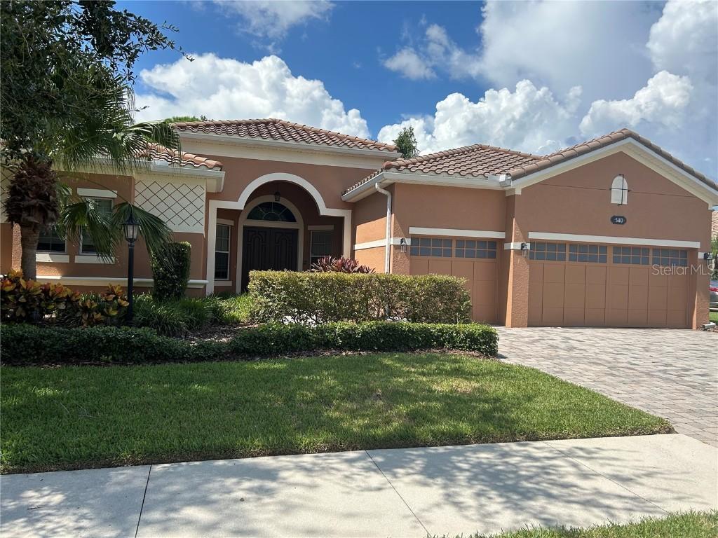 5600 Rock Dove Dr., Sarasota, FL 34241
