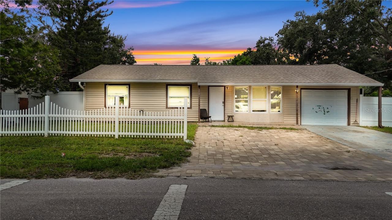 1583 Tarpon Ave., Sarasota, FL 34237