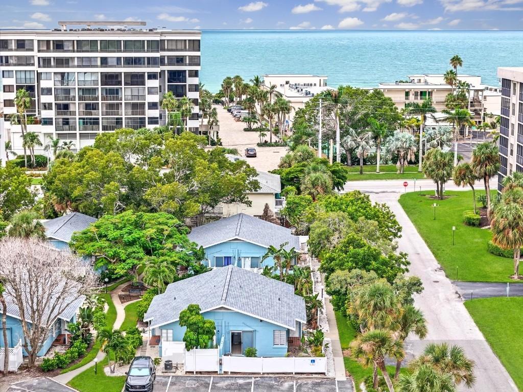 170 Roosevelt Dr. #1, Sarasota, FL 34236