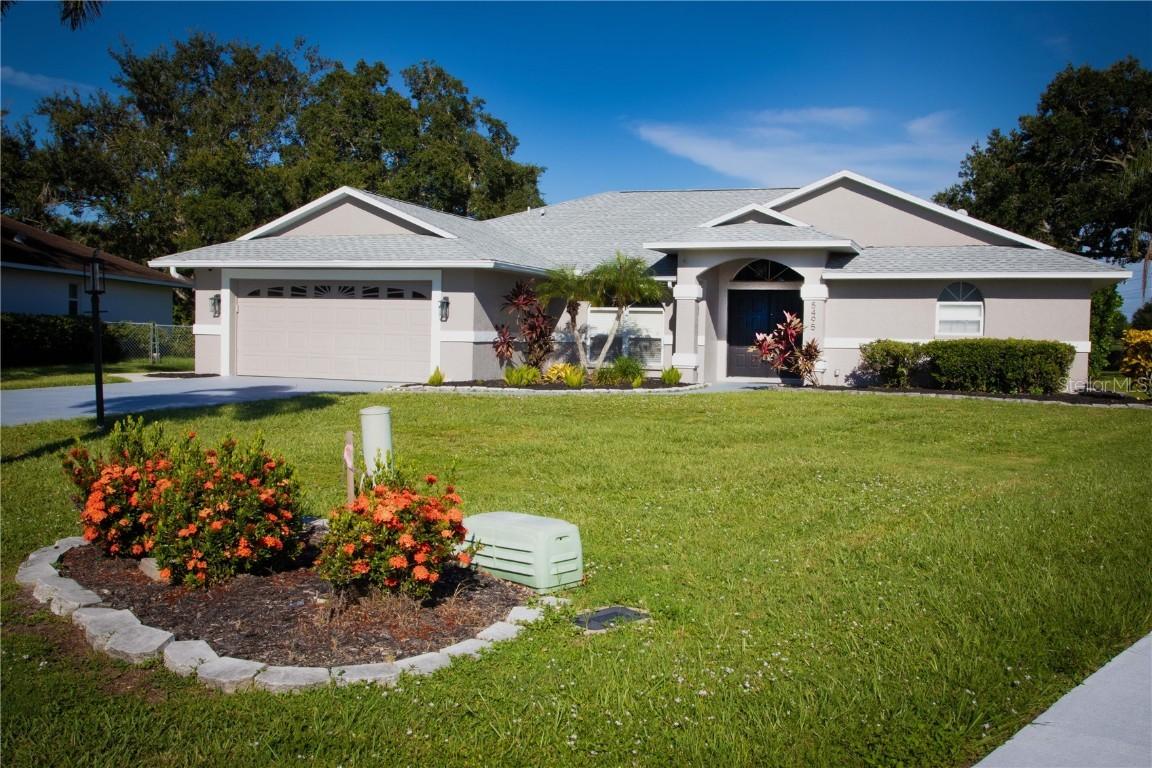 5495 Cynthia Ln., Sarasota, FL 34235