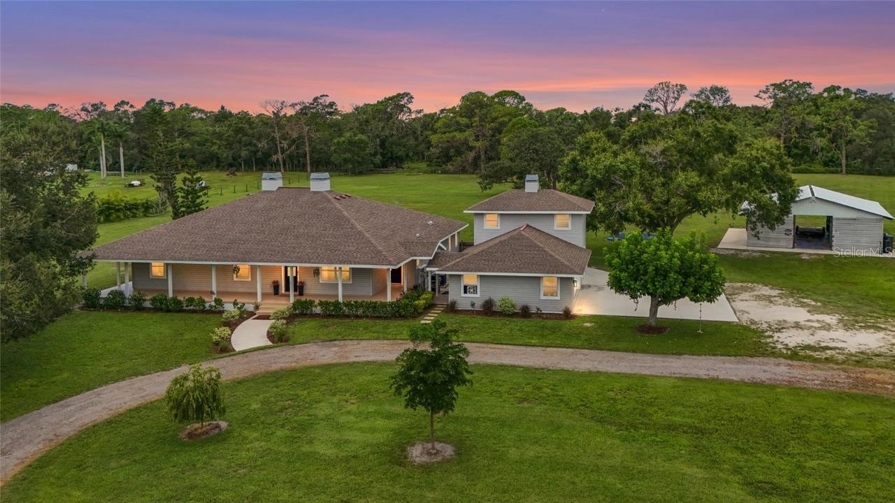 740 Debrecen Rd., Sarasota, FL 34240
