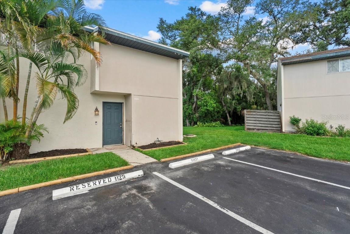 1125 Longfellow Way, Sarasota, FL 34243