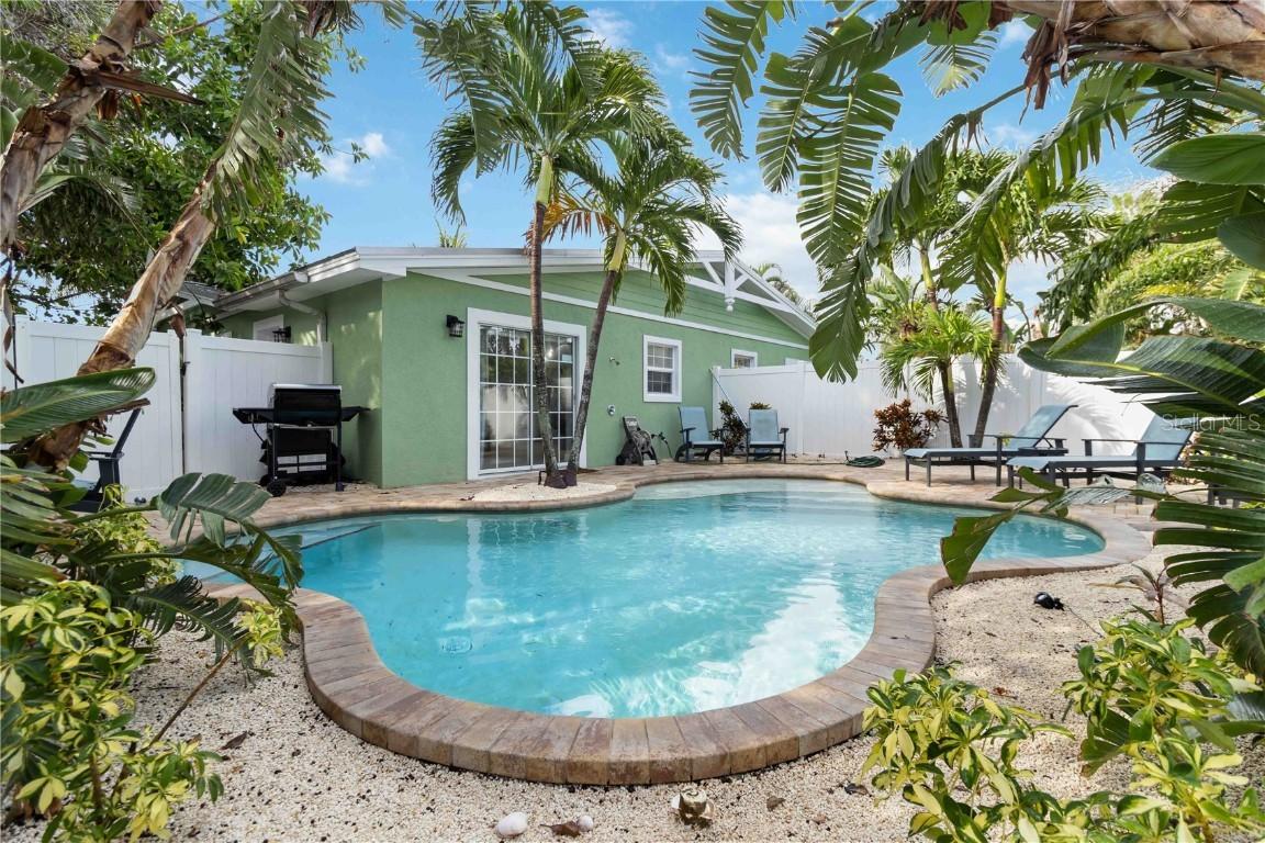 310 62nd St. #B, Bradenton Beach, FL 34217
