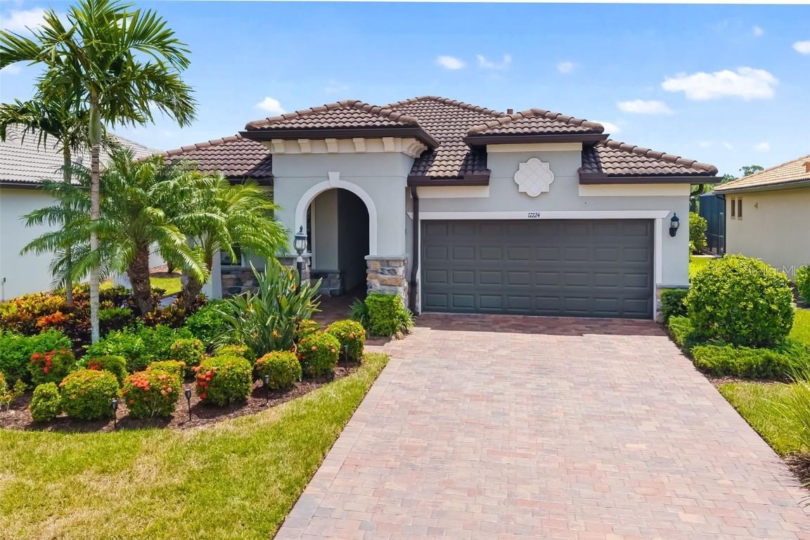 17224 Corinna Pl., Bradenton, FL 34202