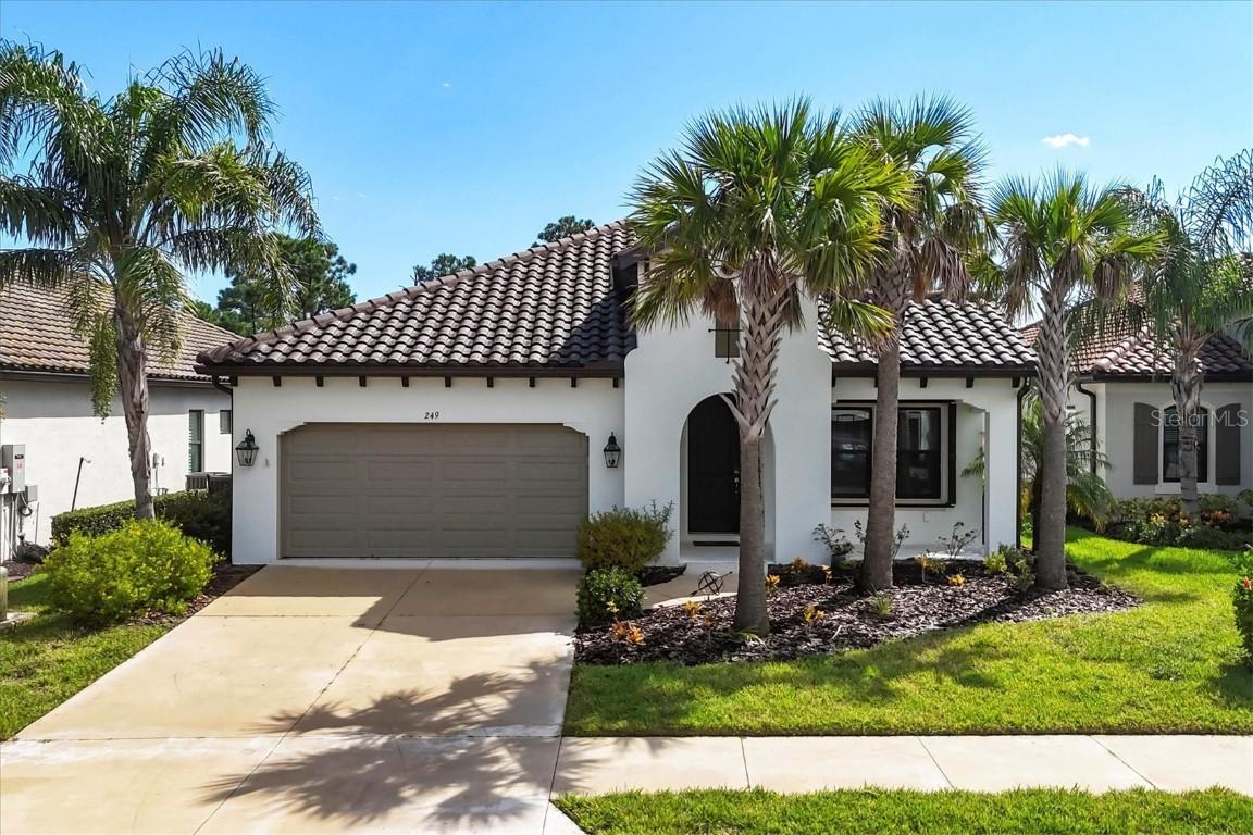 249 Palmaria Ct., Nokomis, FL 34275
