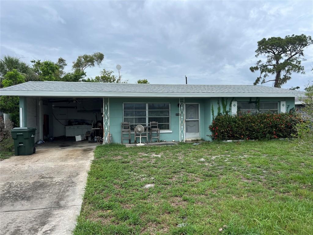 2135 Jo An Dr., Sarasota, FL 34231