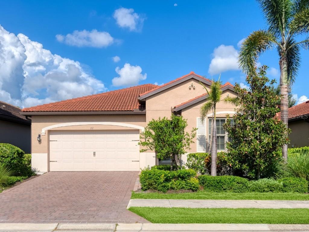 151 Ventosa Pl., Nokomis, FL 34275