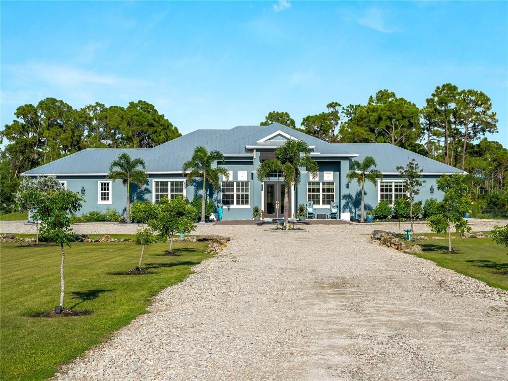 9016 Falcon Ct., Venice, FL 34293