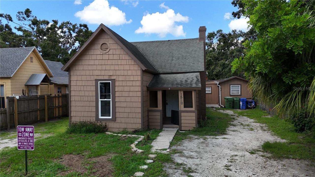 1510 10th St., Bradenton, FL 34205