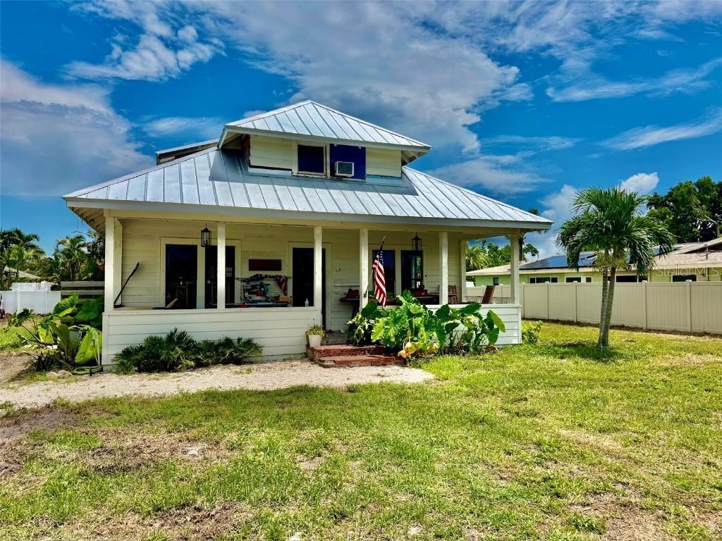 1815 81st St., Bradenton, FL 34209
