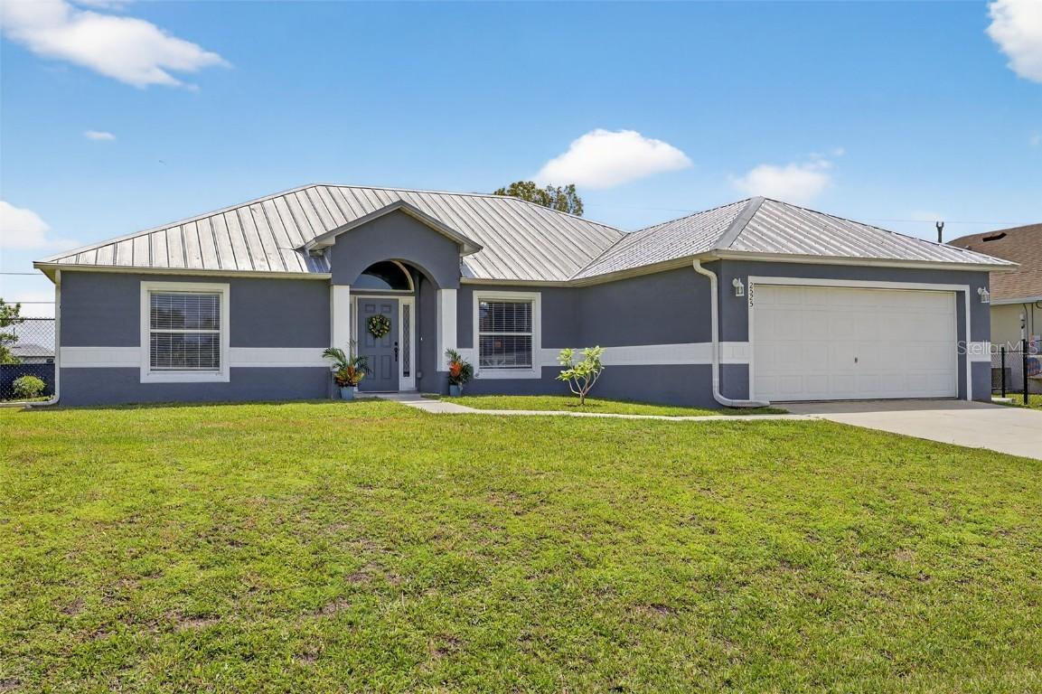 2525 NE 4th Pl., Cape Coral, FL 33909