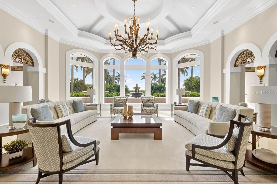 1060 Borghese Ln. #702, Naples, FL 34114