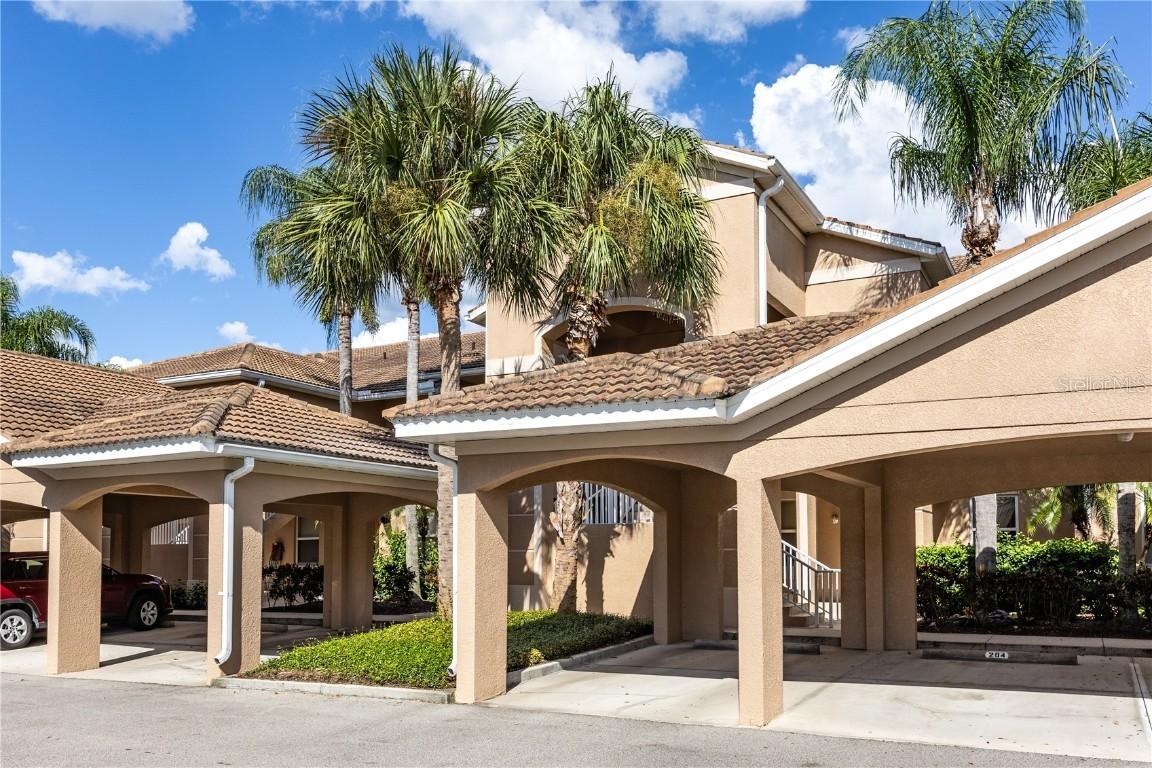 819 Fairwaycove Ln. #203, Bradenton, FL 34212