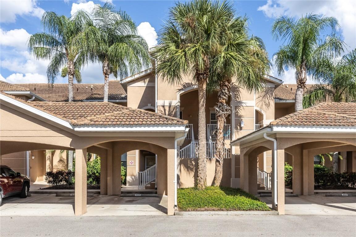 819 Fairwaycove Ln. #203, Bradenton, FL 34212