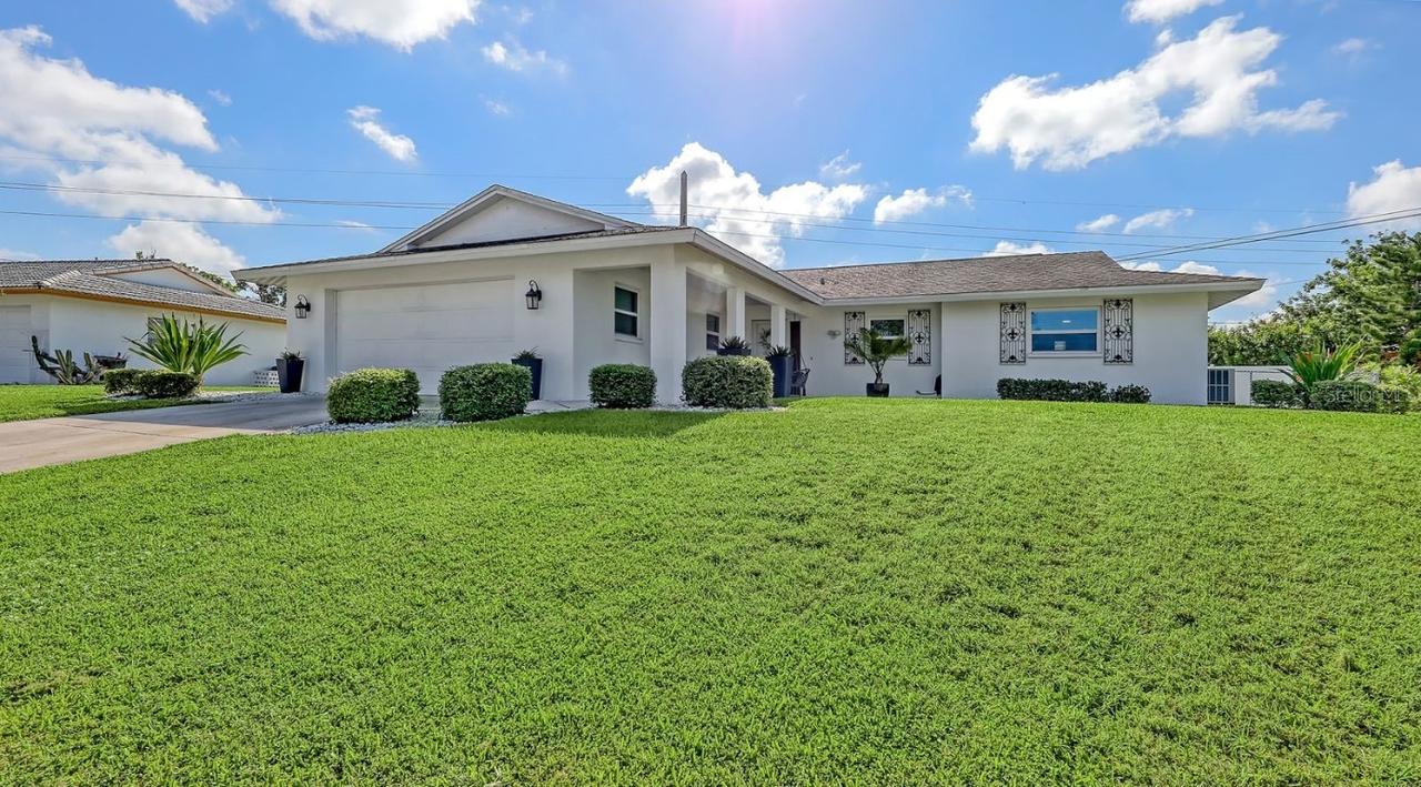 6717 Roxbury Dr., Sarasota, FL 34231