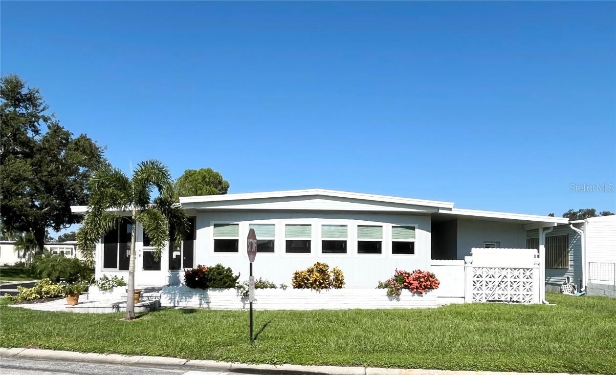 105 White Oak Ter., Sarasota, FL 34237