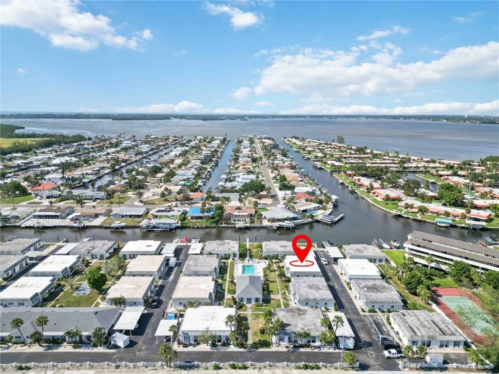 9717 Santa Maria Ct., Bradenton, FL 34210