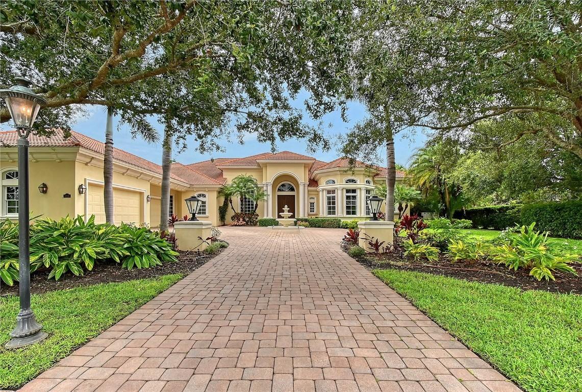 3218 Signet Ct., Sarasota, FL 34240