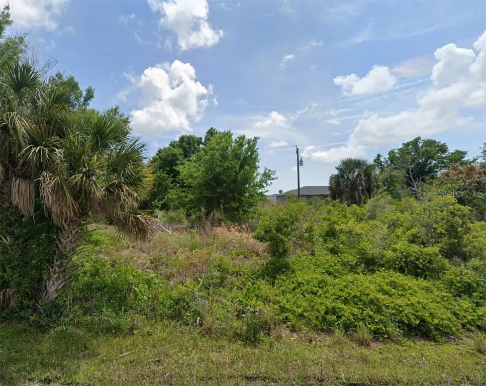 12137 Claremont Dr., Port Charlotte, FL 33981