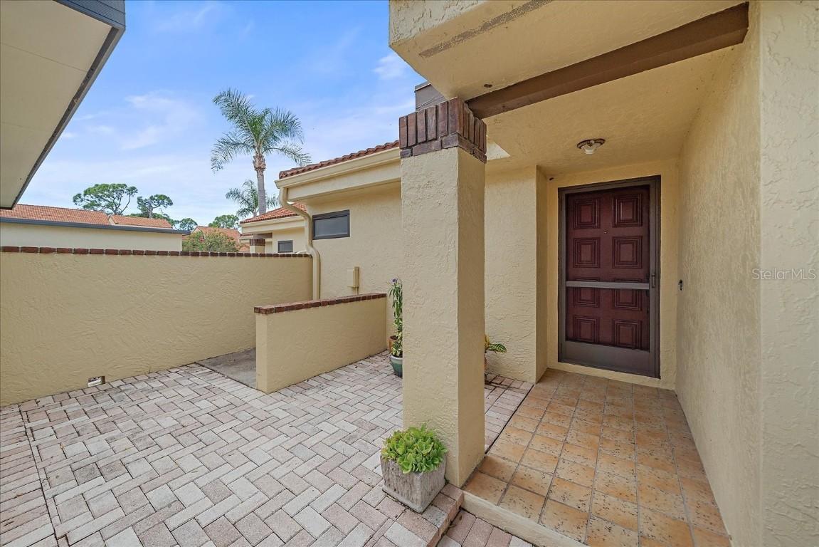 5343 Huntingwood Ct. #33, Sarasota, FL 34235