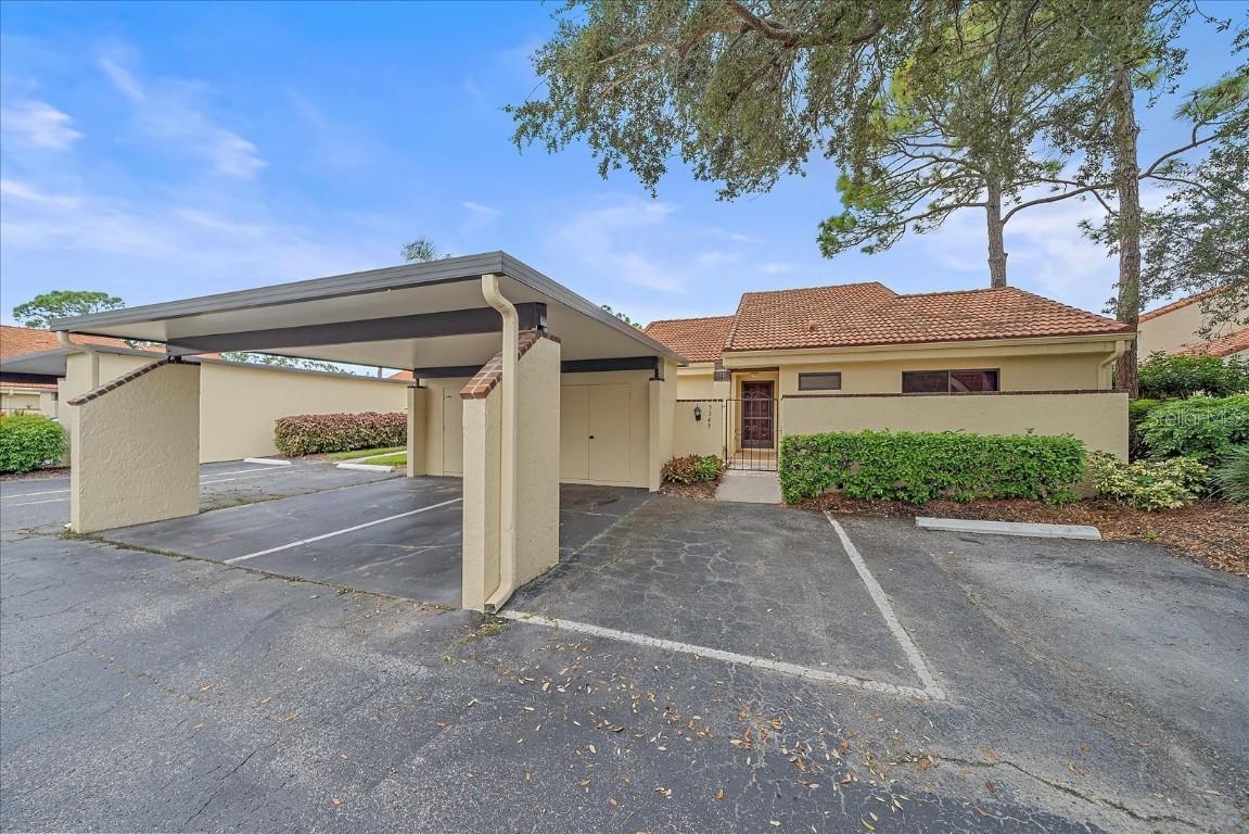 5343 Huntingwood Ct. #33, Sarasota, FL 34235