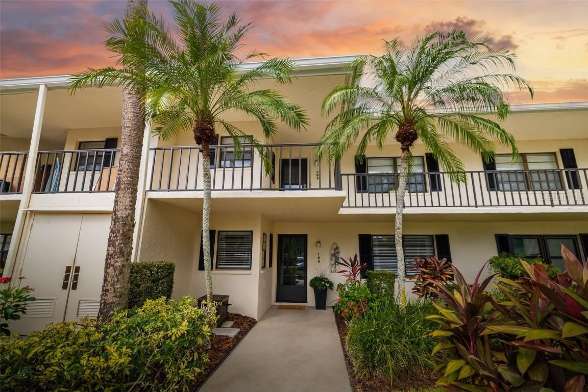 7050 Fairway Bend Ln. #165, Sarasota, FL 34243
