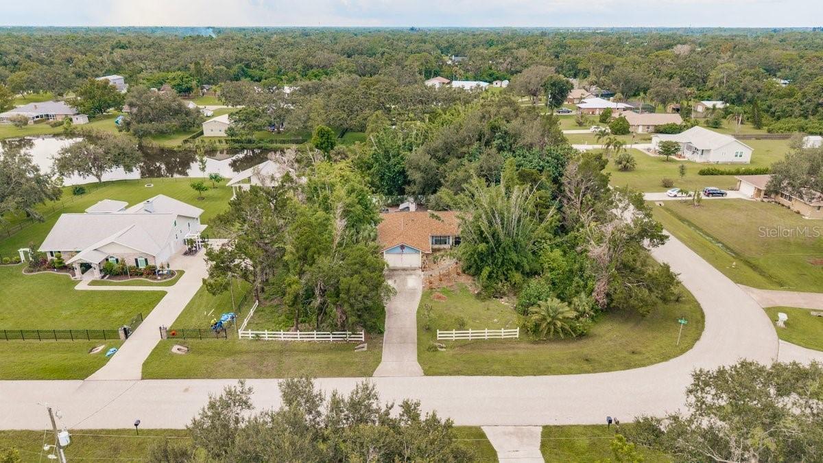 6104 26th Ave., Bradenton, FL 34208