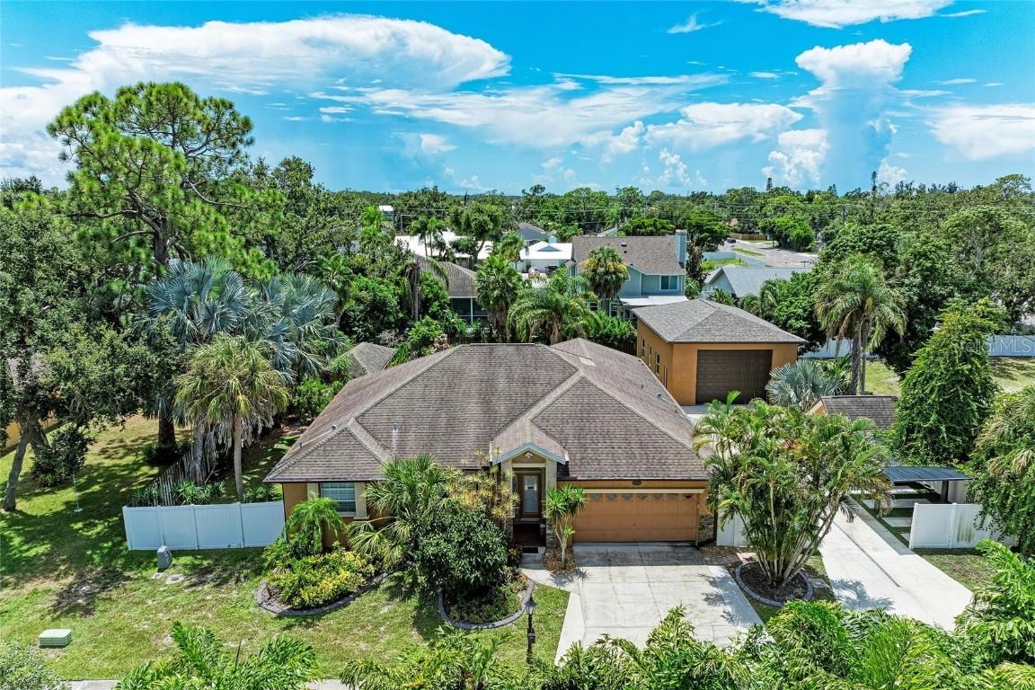2820 Alliance Ave., Sarasota, FL 34231