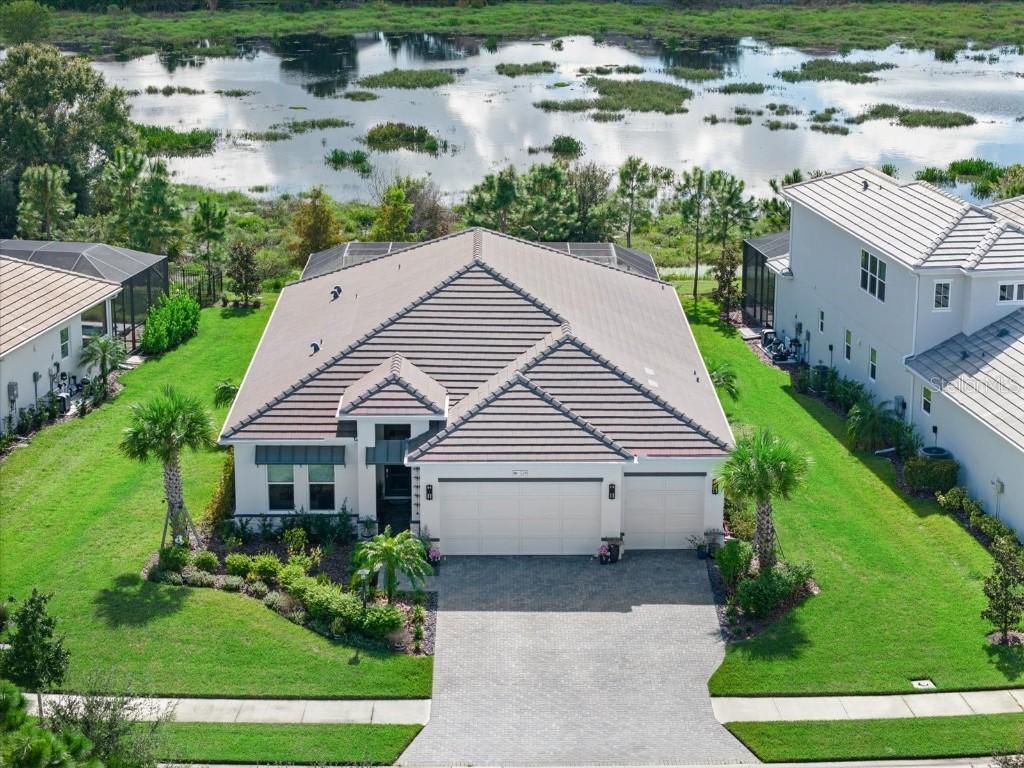 729 Tailwind Pl., Sarasota, FL 34240
