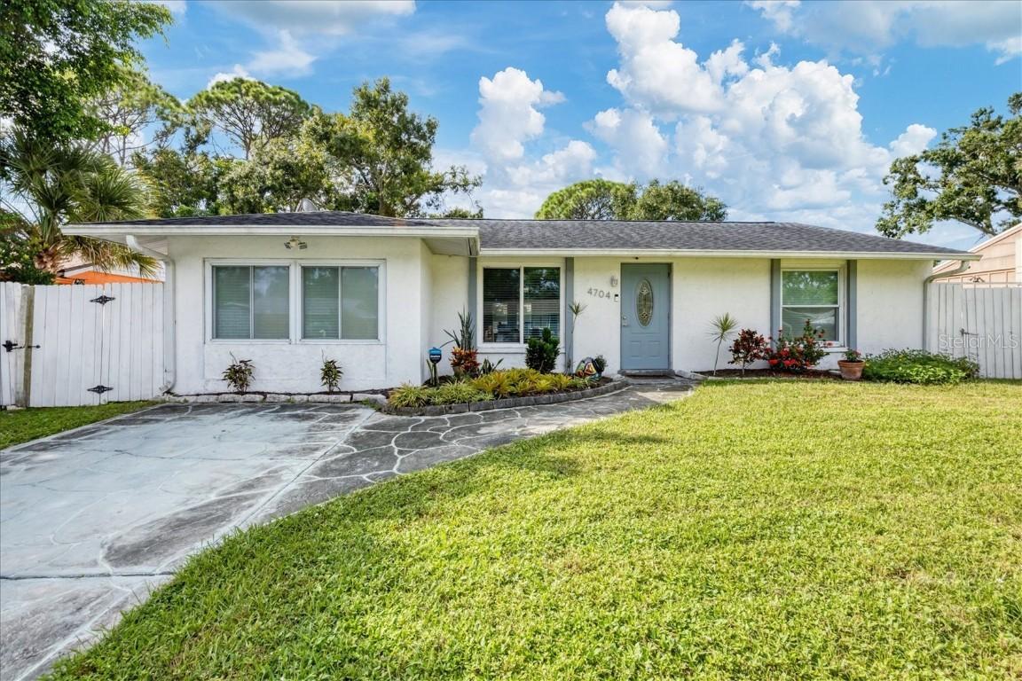 4704 Selma St., Sarasota, FL 34232