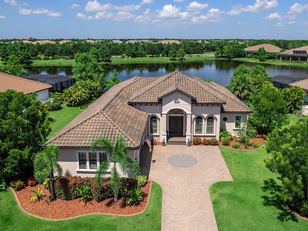 7454 Seacroft Cove, Bradenton, FL 34202