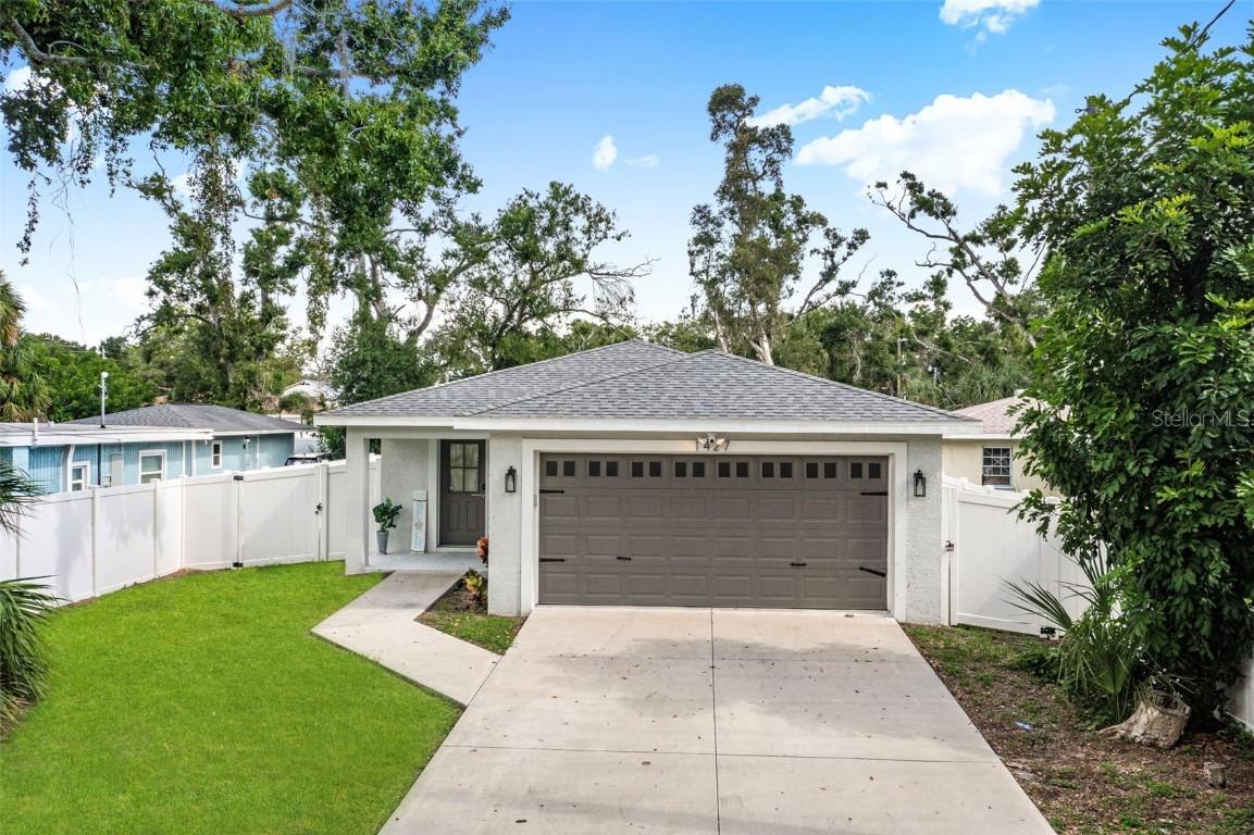 1427 18th St., Sarasota, FL 34234