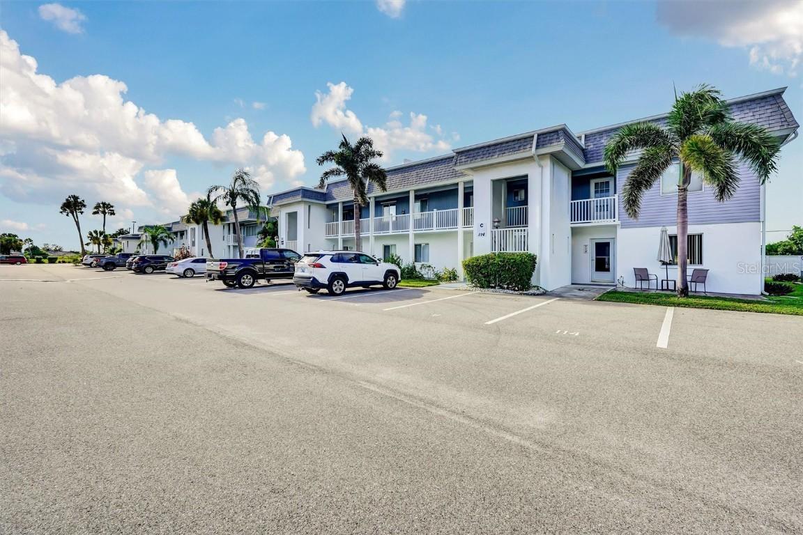 22375 Edgewater Dr. #114, Port Charlotte, FL 33980
