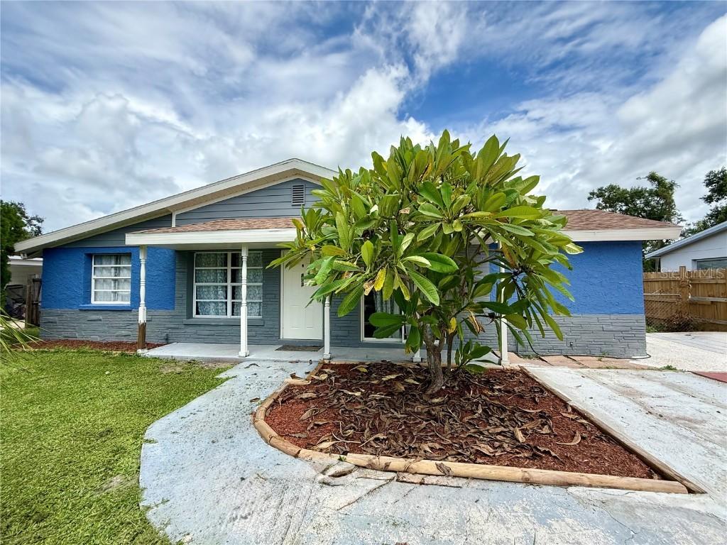 4873 Bell Meade Dr., Sarasota, FL 34232