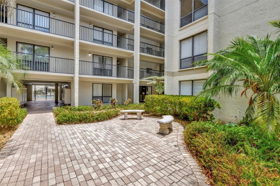 6157 Midnight Pass Rd. #E24, Sarasota, FL 34242