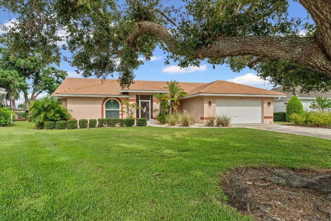 3339 Sheffield Cir., Sarasota, FL 34239
