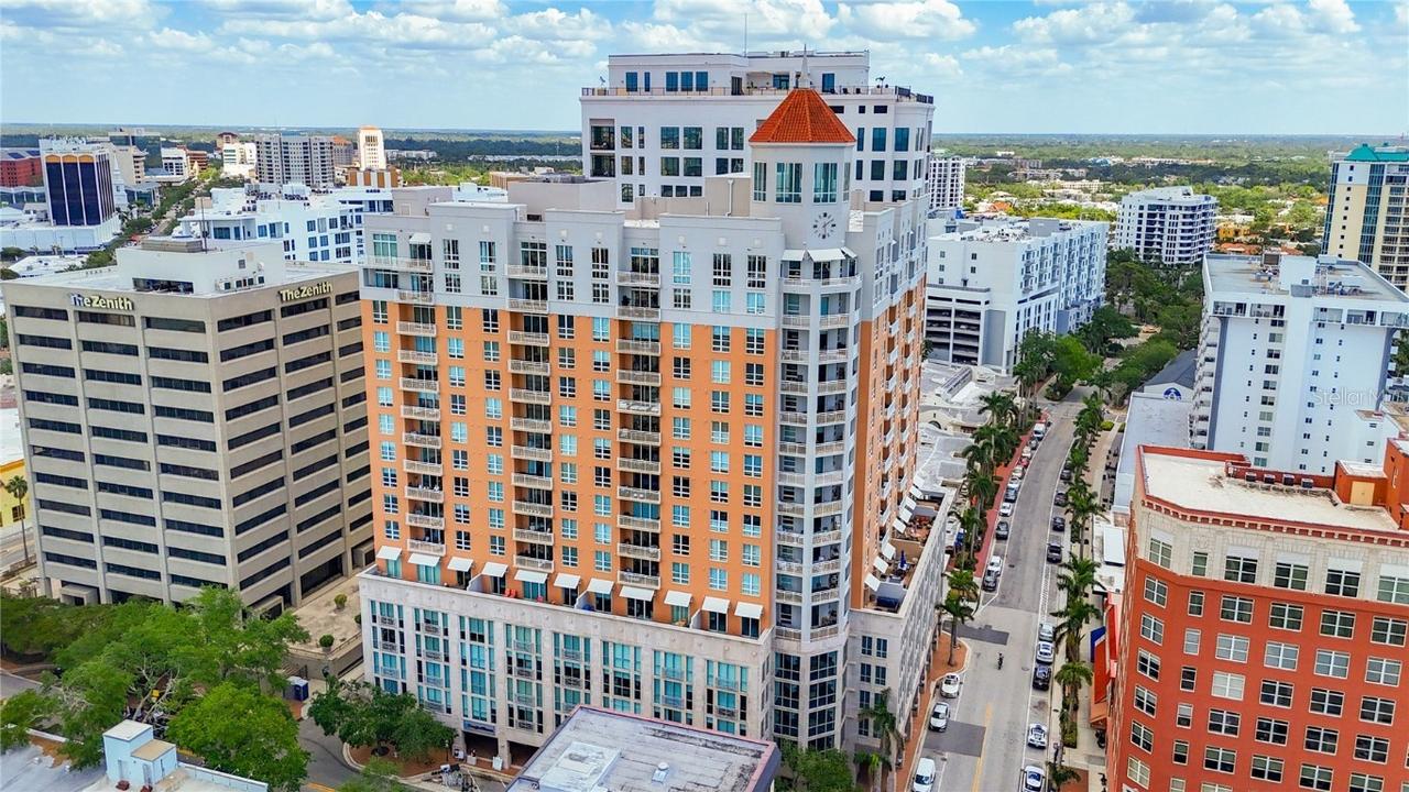 1350 Main St. #805, Sarasota, FL 34236