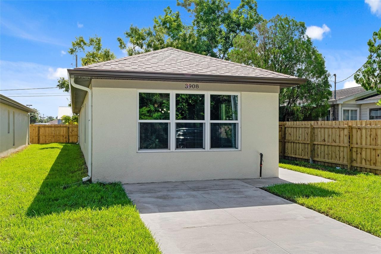 3908 Walnut Ave., Sarasota, FL 34234