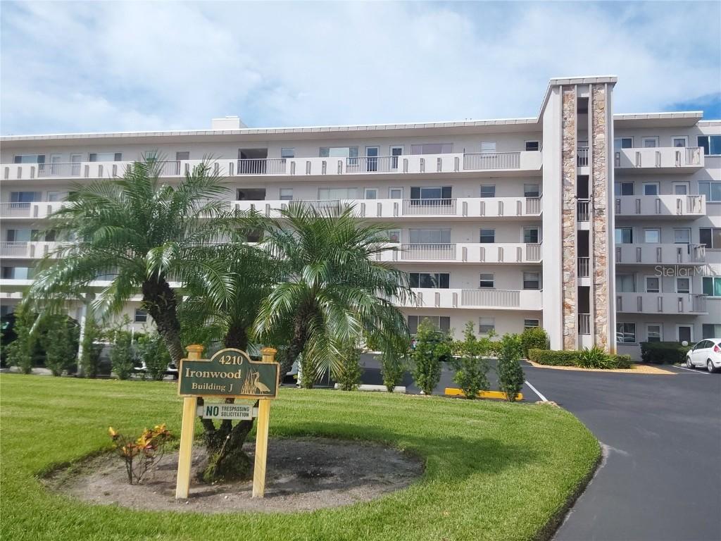 4210 Ironwood Cir. #107J, Bradenton, FL 34209