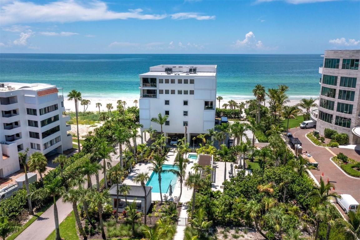 1511 Gulf Of Mexico Dr. #302, Longboat Key, FL 34228