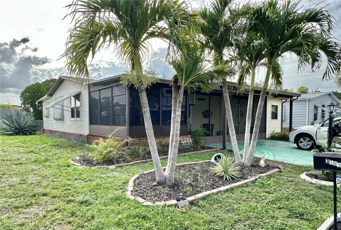 3165 Bunny Run Dr., North Fort Myers, FL 33917