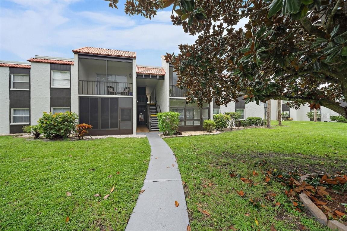 3227 Beneva Rd. #203, Sarasota, FL 34232