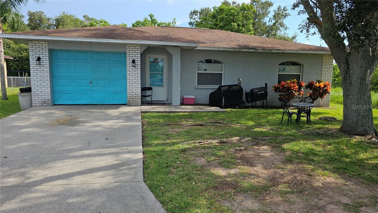 2325 NE 16th Avenue Cir., Palmetto, FL 34221