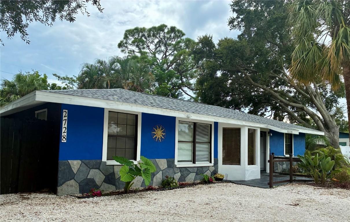 2728 Trinidad St., Sarasota, FL 34231