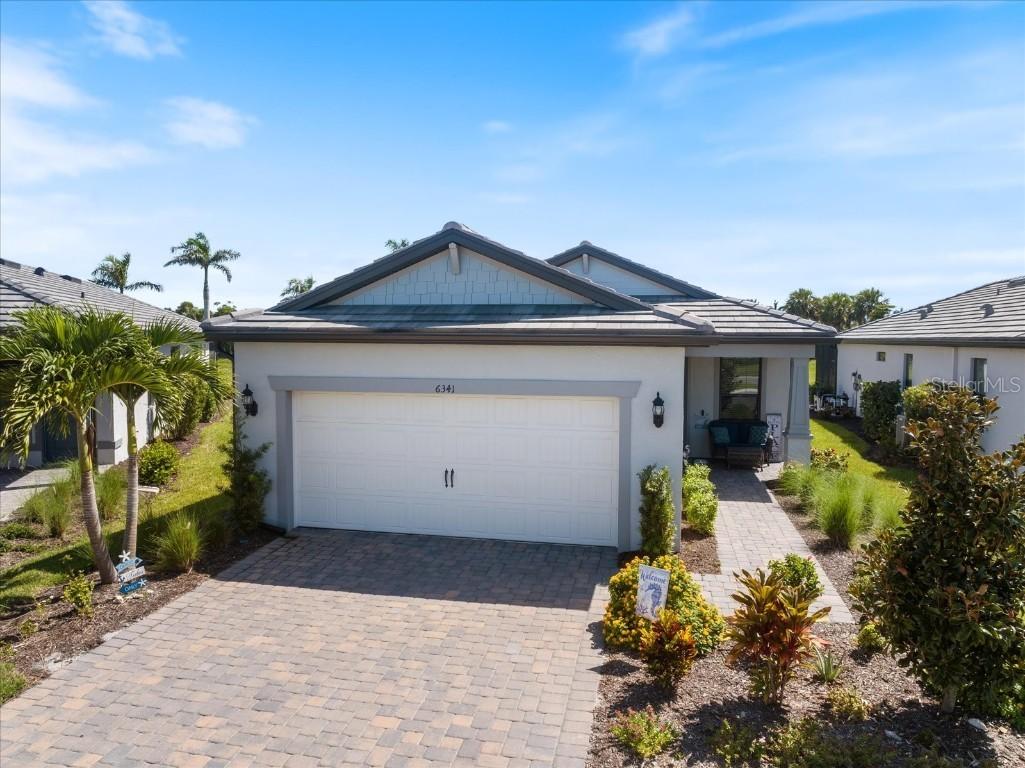 6341 Winding Pine Dr., Nokomis, FL 34275