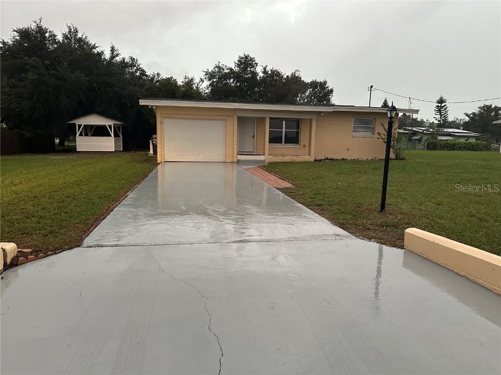 2796 Nautilus Dr., Avon Park, FL 33825