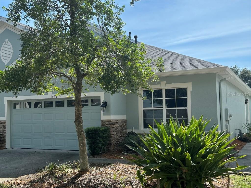 6936 Surrey Oak Dr., Apollo Beach, FL 33572