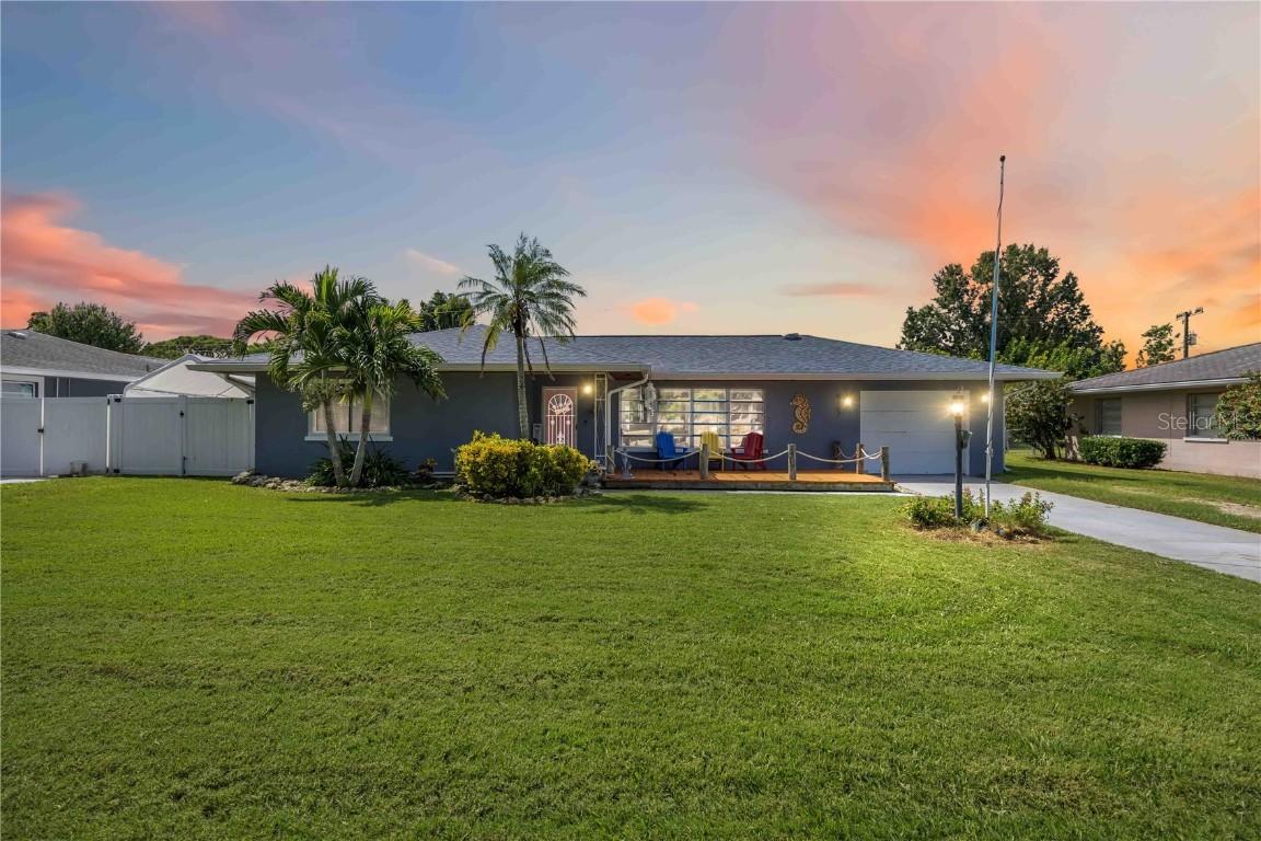 5307 14th Avenue Dr., Bradenton, FL 34209